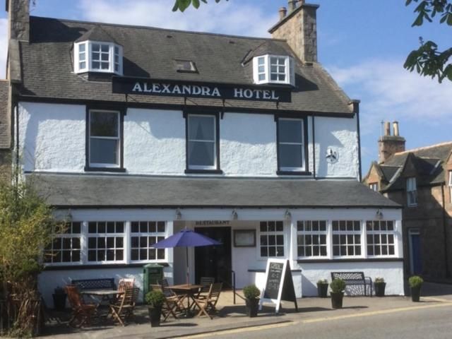 Alexandra Hotel — 300 m away from Royal Deeside Aberdeenshire