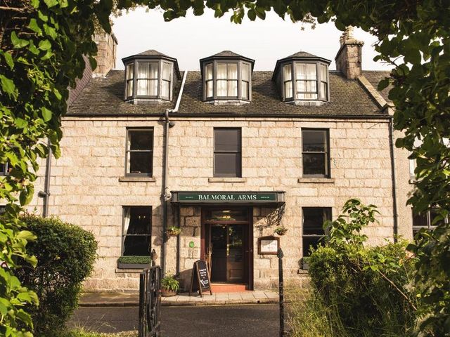 Balmoral Arms — 200 m away from Royal Deeside Aberdeenshire