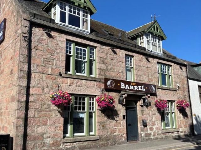 The Barrel — 100 m away from Royal Deeside Aberdeenshire