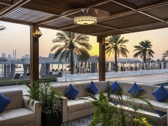 Fairmont Bab Al Bahr — 1.7 km away from Sheikh Zayed Grand Mosque