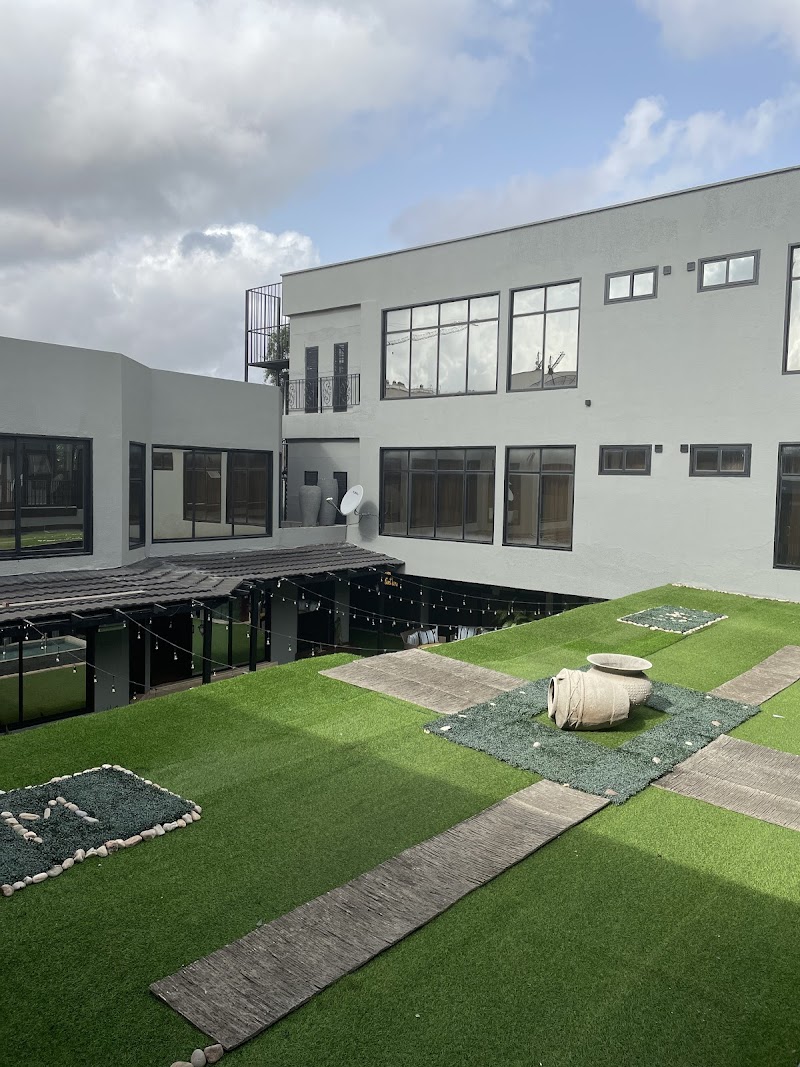 Villa Monticello Hotel — Cantonments