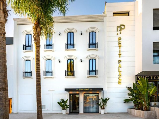 Petit Palace Suites Hotel — 2.4 km away from Kasbah Agadir
