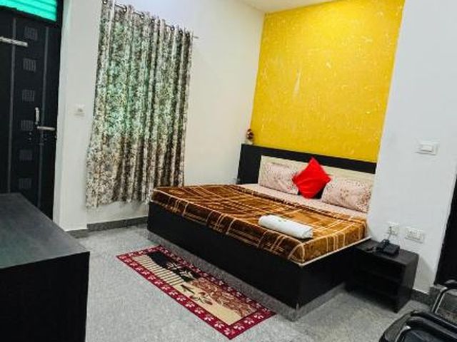 Taj 3 Star Hotel Near 200mtr Taj Mahal Agra — 1.4 km away from Mehtab Bagh Agra