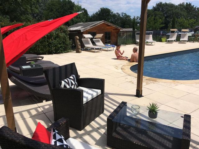 Logis Hôtel & Spa Déjeunez Sous L'Arbre — 7.9 km away from Mont Sainte-Victoire Aix