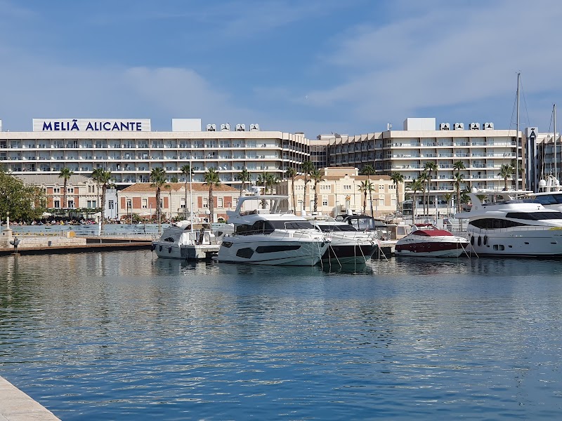 MELIA Alicante — Post Office Square — Seafront