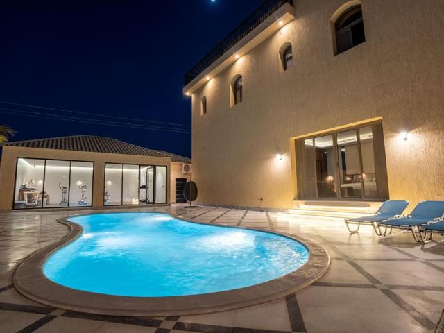 Jovan suites — 7.5 km away from AlUla Old Town