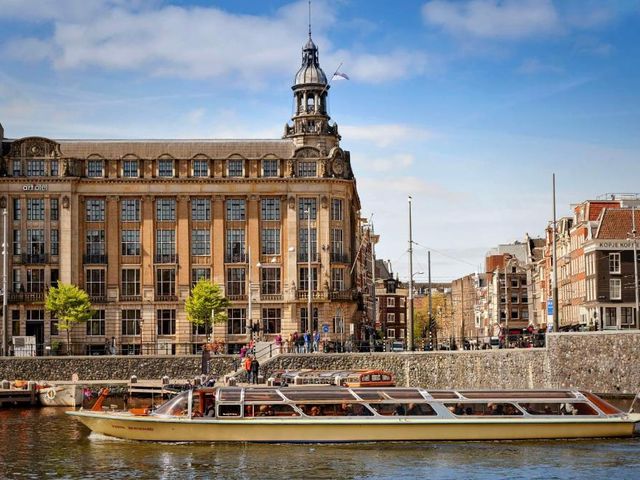 art'otel amsterdam — 200 m away from Amsterdam Centraal