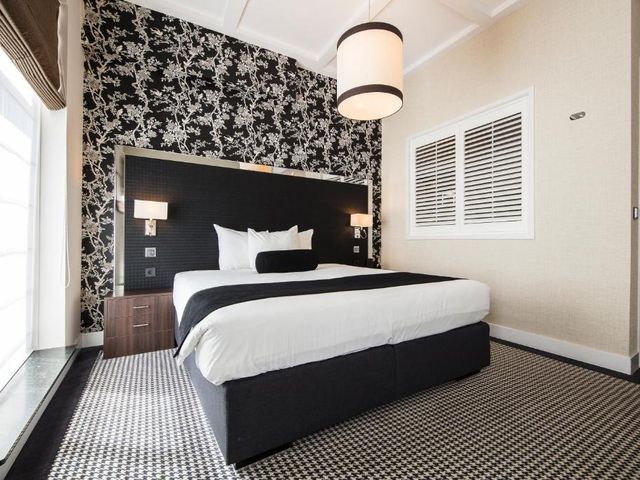 Boutique Hotel Notting Hill — 500 m away from Heineken Experience