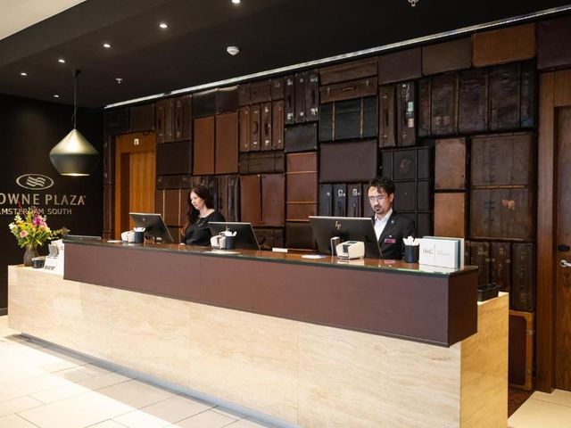Crowne Plaza Amsterdam - South by IHG — 1.3 km away from RAI Amsterdam