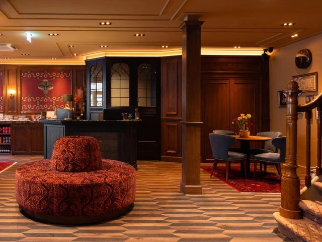 Hotel Aalders — 300 m away from Rijksmuseum