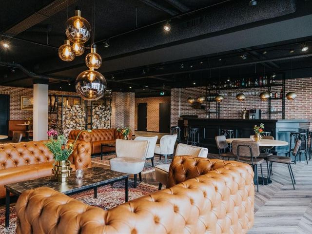 Hotel Sportsbar & Brasserie Dorhout Mees — 6.5 km away from Lowlands Festival