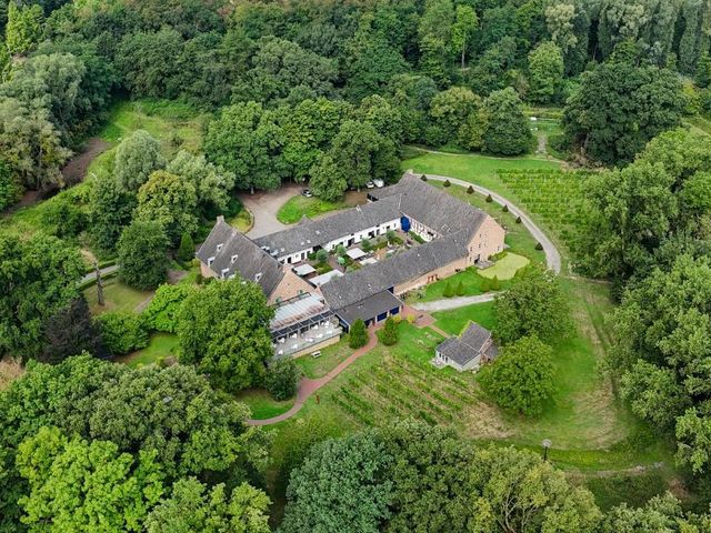Hotel Winselerhof by Flow — 1 km away from Pinkpop Festival