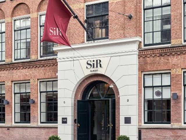 Sir Albert Hotel, part of Sircle Collection — 450 m away from Heineken Experience