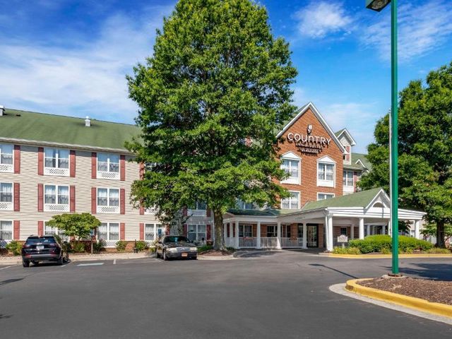 Country Inn & Suites by Radisson, Annapolis, MD — 1.6 km away from Annapolis Harbour