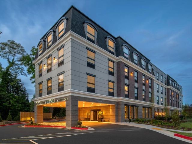 Fairfield by Marriott Inn & Suites Annapolis — 1.3 km away from Maryland State House Annapolis