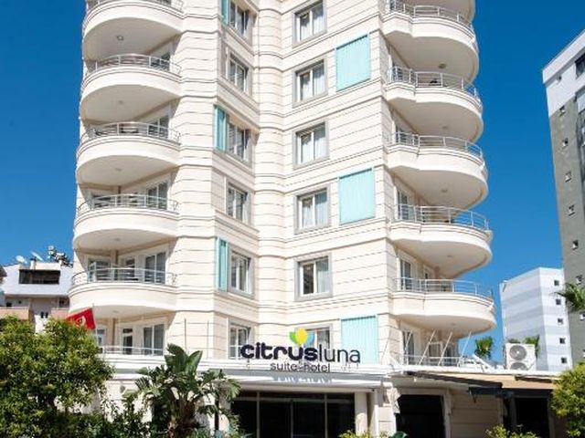 Citrus Luna Apart Hotel — 700 m away from Antalya Aquarium