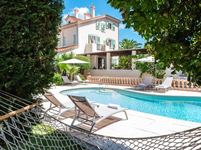 Hotel Mas Djoliba — 900 m away from Picasso Museum Antibes