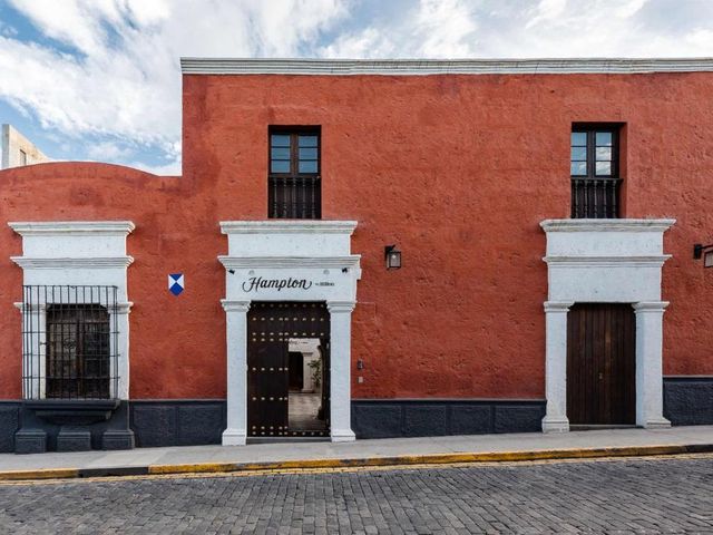 Hampton by Hilton Arequipa — 150 m away from Santa Catalina Monastery Arequipa