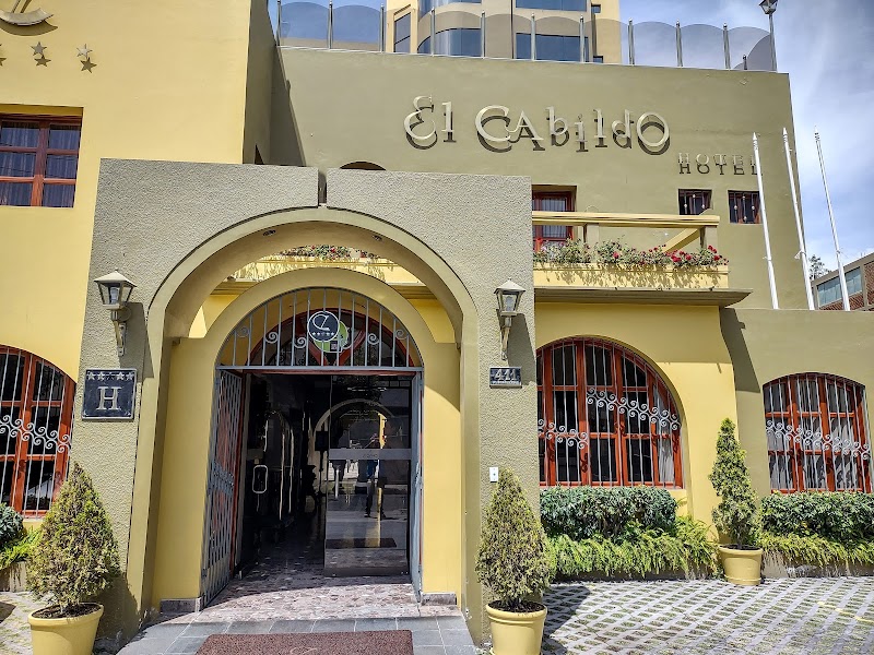 Hotel El Cabildo — Historic Centre