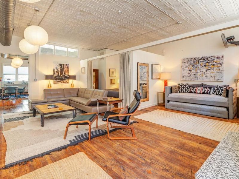 High-Design Downtown Loft — Downtown Asheville