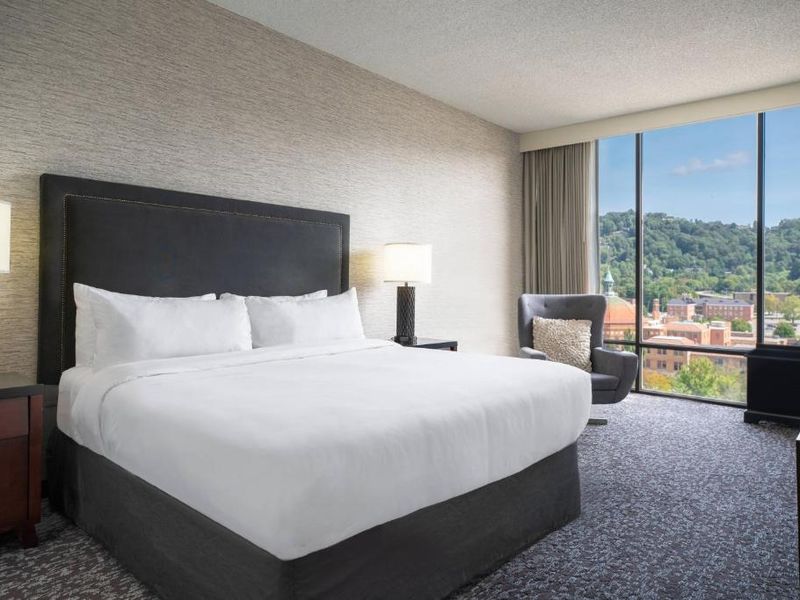 Renaissance Asheville Downtown Hotel — Downtown Asheville