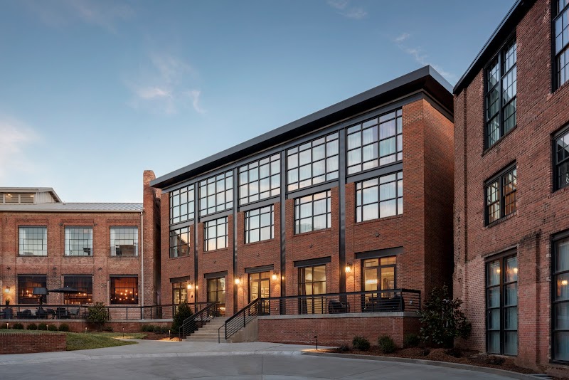 The Foundry Hotel Asheville, Curio Collection by Hilton — Downtown Asheville