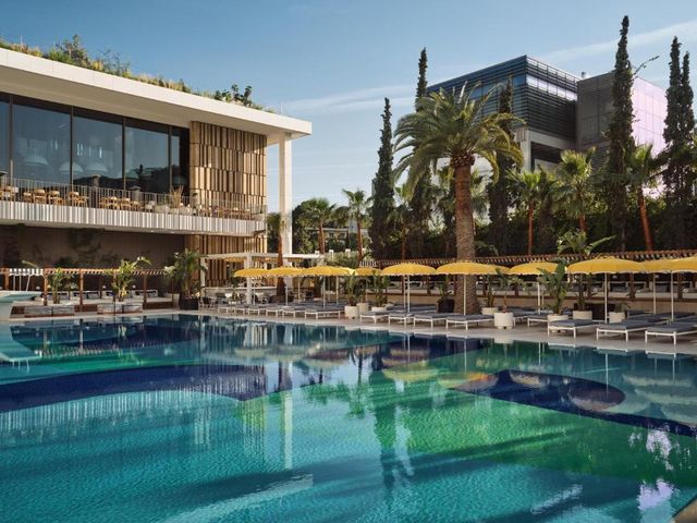 Conrad Athens The Ilisian — 300 m away from Evaggelismos Hospital