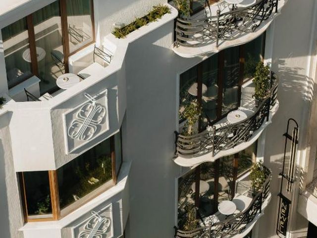 The Newel Kolonaki — 800 m away from Evaggelismos Hospital
