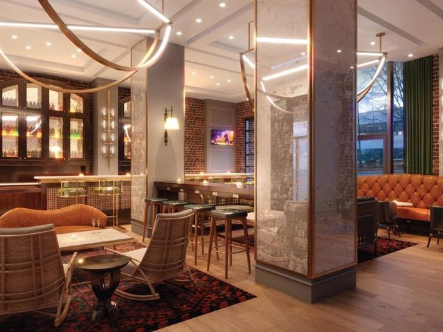 Glenn Hotel, Autograph Collection — 200 m away from CNN Center