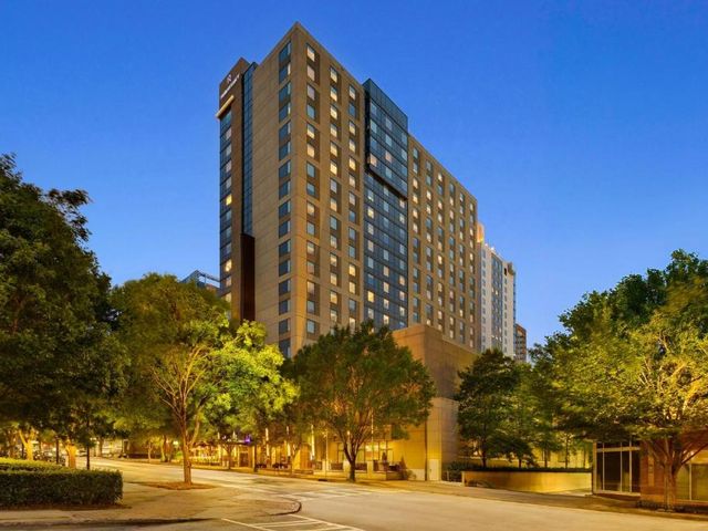 Renaissance Atlanta Midtown Hotel — 800 m away from Georgia Tech