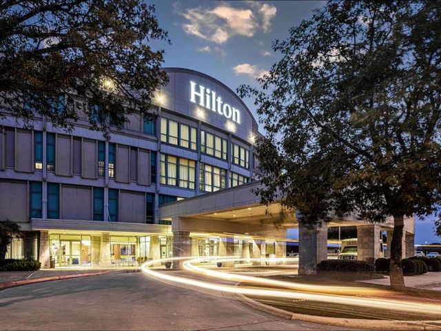 Hilton Austin Airport — 8.9 km away from Circuit of the Americas