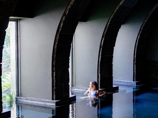 NINE DOTS Azorean Art Boutique Hotel — 200 m away from Whale Watching Azores
