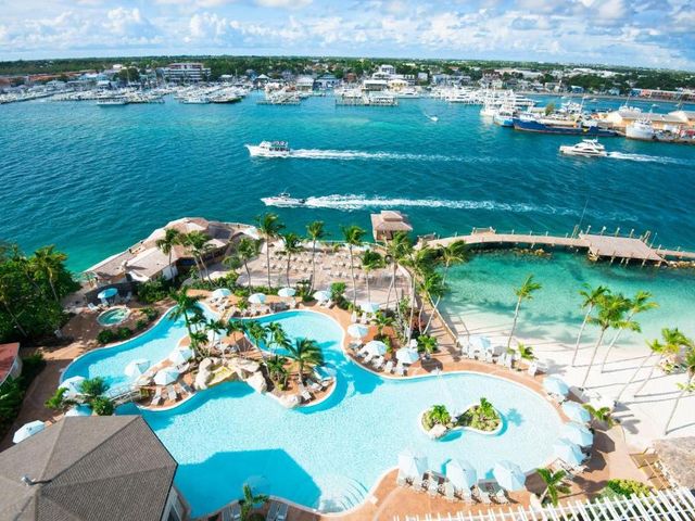 Warwick Paradise Island Bahamas — 2.2 km away from Nassau Historic Centre Bahamas