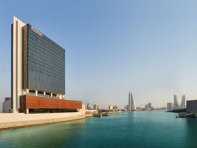 Hilton Garden Inn Bahrain Bay — 4.7 km from the airport