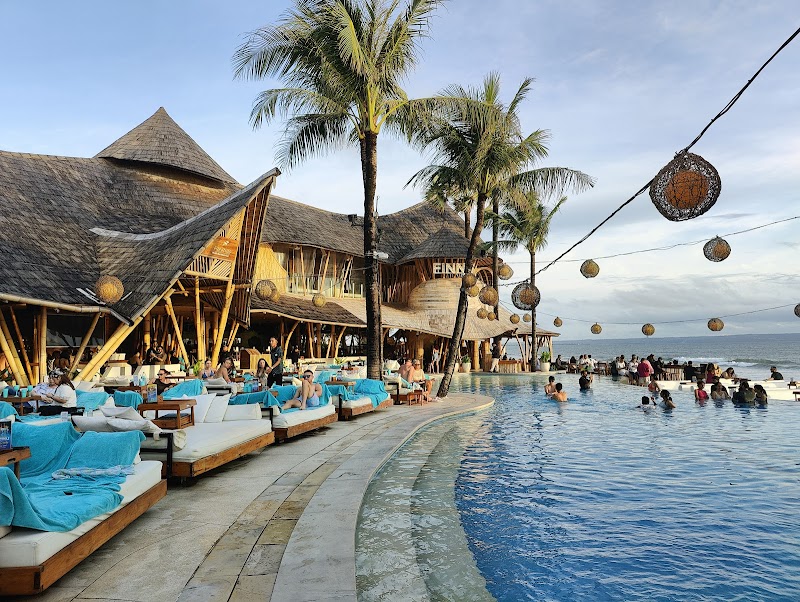 Finns Beach Club Resort — Berawa, Canggu