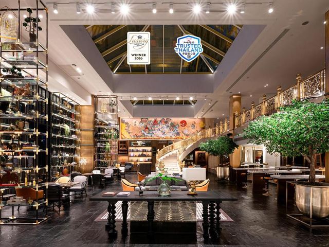 Montien Hotel Surawong Bangkok — 700 m away from Chulalongkorn University