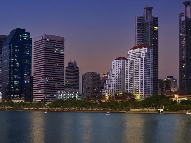 Shama Lakeview Asoke Bangkok — 600 m away from Affiliate World Bangkok