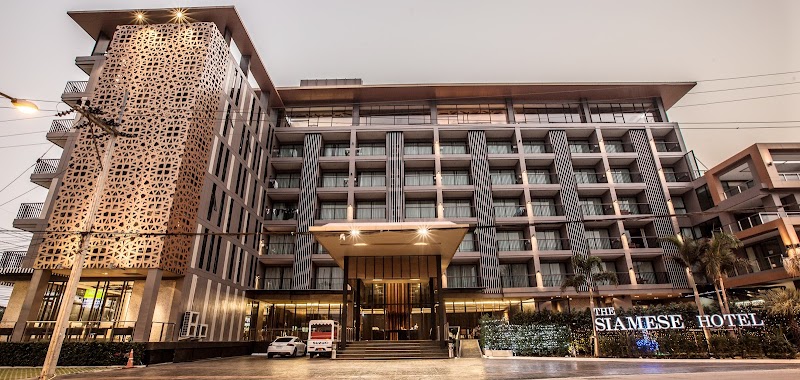 Siamese Hotel — Siam — National Stadium