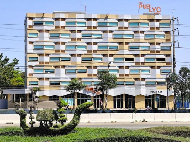 The Publyc Hotel — 600 m away from BITEC Bangkok