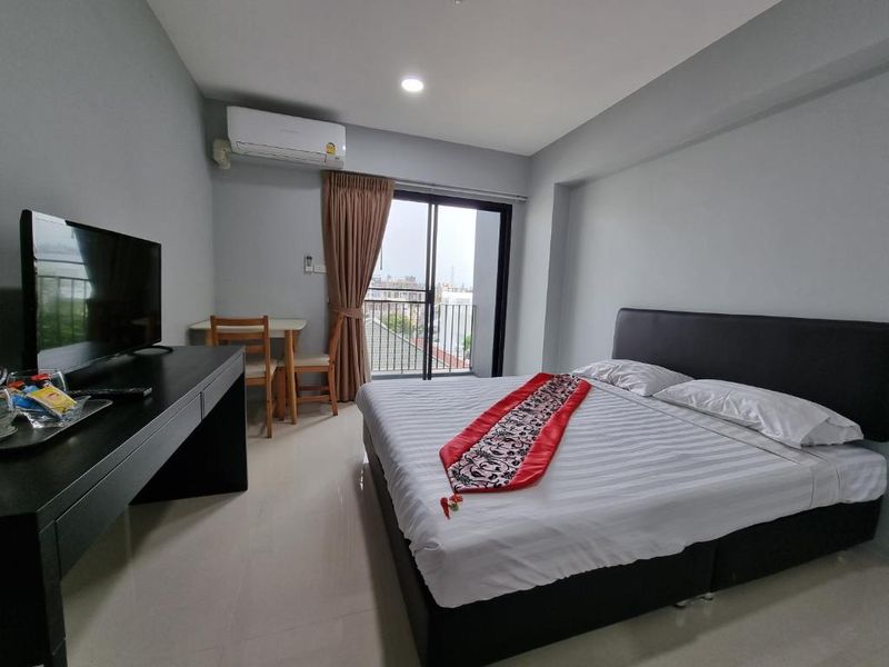 Tiara Place, Bangkok