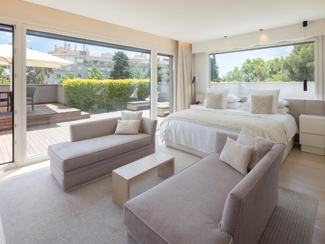 ABaC Hotel Boutique 5 GL — 1.4 km away from Park Guell