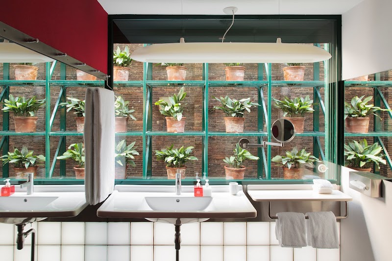 Casa Camper Barcelona — El Raval / Near La Boqueria