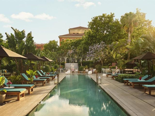 Grand Hyatt Barcelona — 600 m away from Camp Nou
