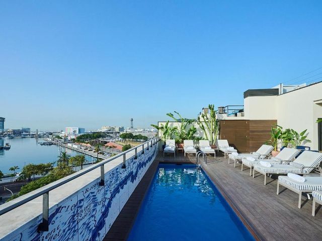 H10 Port Vell 4* Sup — 1 km away from Hospital del Mar