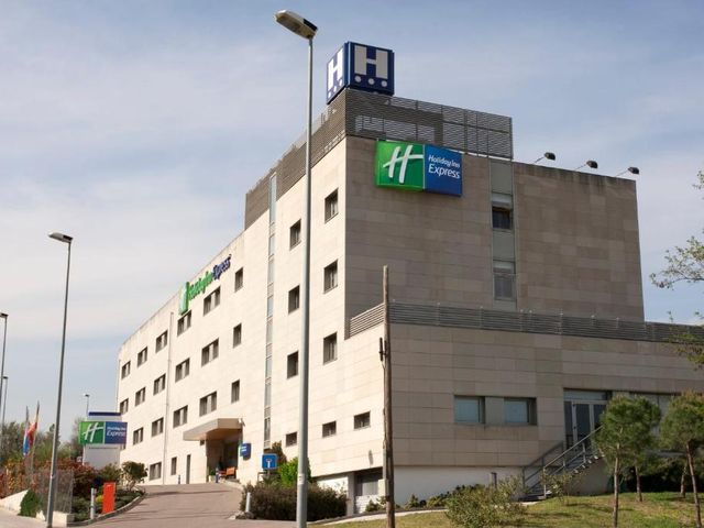 Holiday Inn Express Barcelona - Montmeló by IHG — 800 m away from Circuit de Barcelona-Catalunya