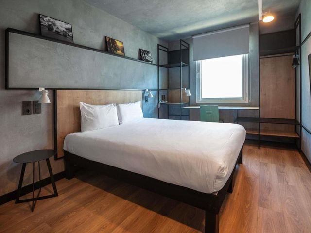 Ibis Montmelo Granollers — 800 m away from Circuit de Barcelona-Catalunya