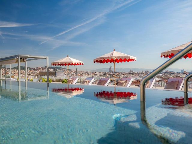 InterContinental Barcelona by IHG — 350 m away from Sonar Barcelona