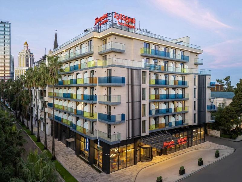 Hampton By Hilton Batumi Center — Old Boulevard