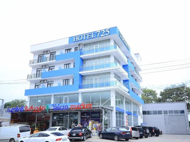 Hotel 725 B — 1.5 km from the airport