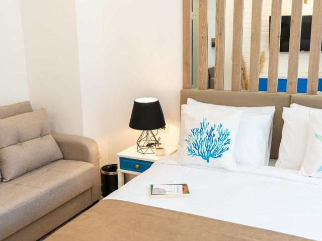 Seagull Hotel Batumi — 2.2 km from the airport